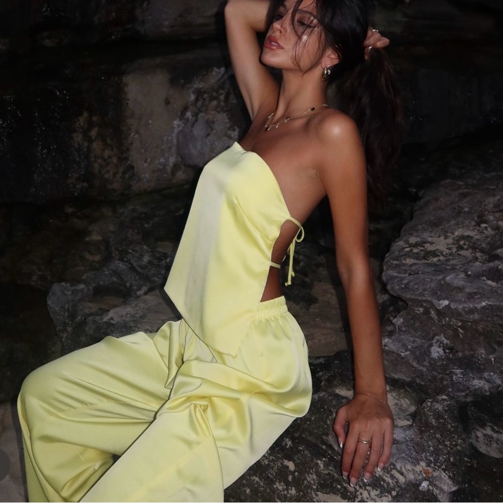 Two Piece Lemon Elaai set